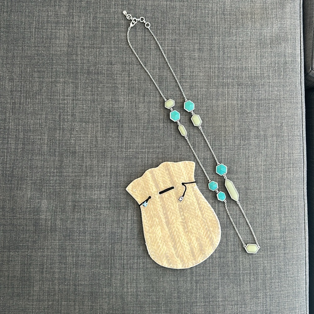 Necklace - Picture 3 of 6